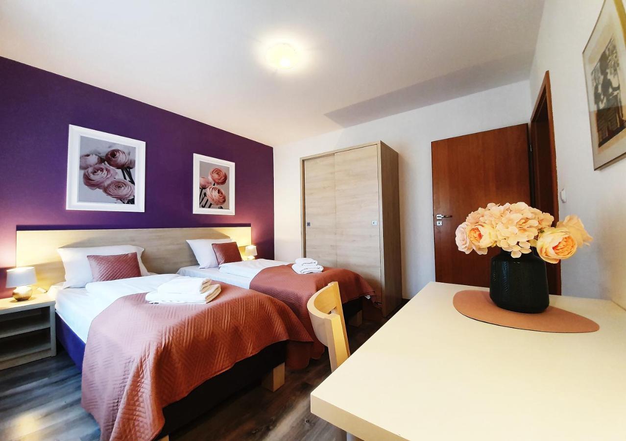 Apartamenty Sun&Fun Rezydencja Pod Debami Nad Lomnica 1B I 2B- Blisko Centrum I Sklepow W Otoczeniu Zieleni Karpacz Buitenkant foto