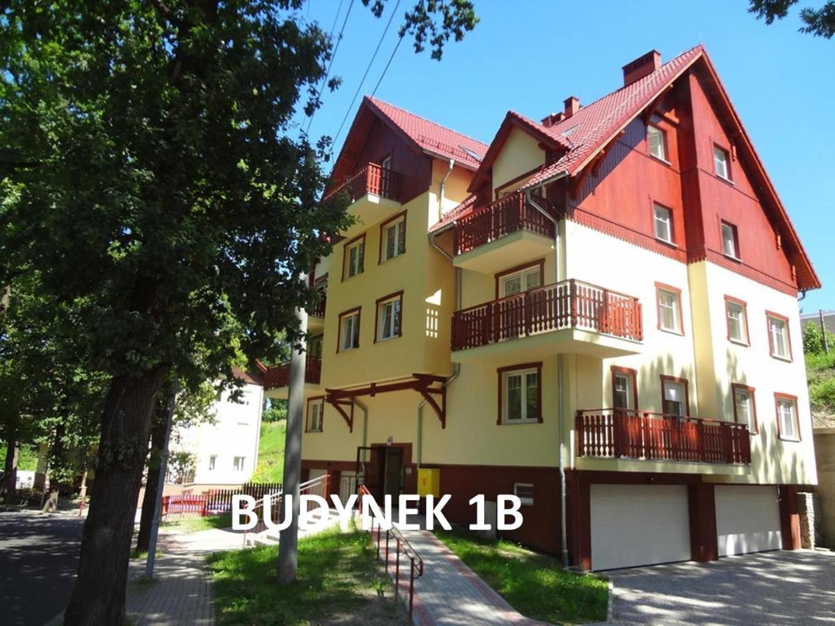 Apartamenty Sun&Fun Rezydencja Pod Debami Nad Lomnica 1B I 2B- Blisko Centrum I Sklepow W Otoczeniu Zieleni Karpacz Buitenkant foto